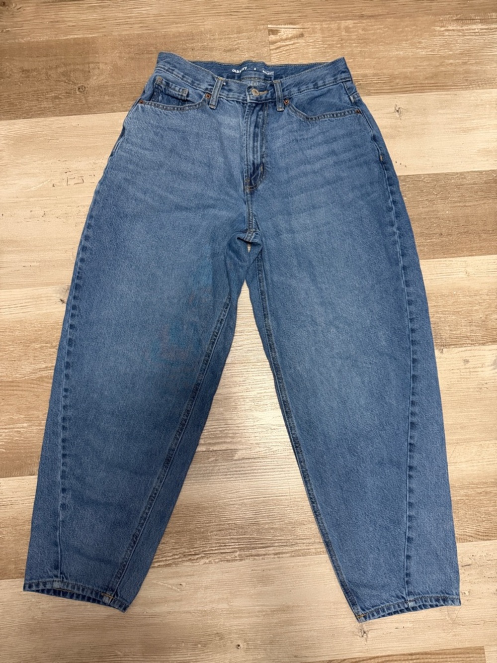 Old Navy Medium Blue Extra High-Rise Balloon Jeans